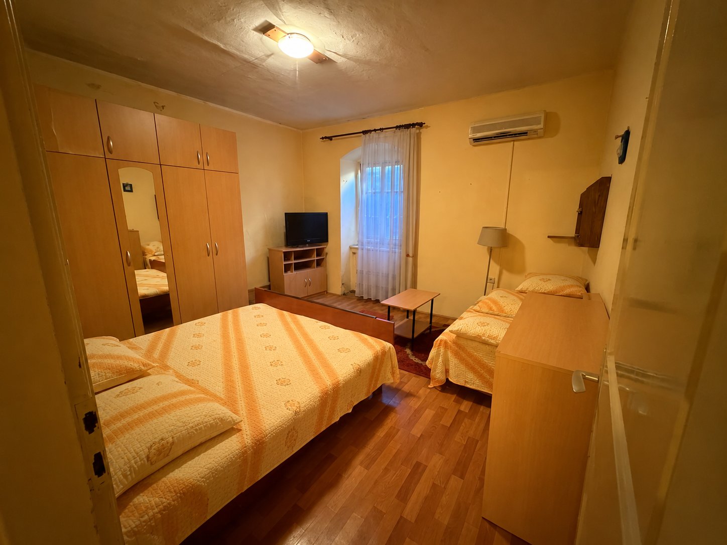 Az épület homlokzata, Bačvice, Split 1
